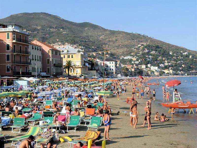 Apartament Top Relax Alassio Zewnętrze zdjęcie