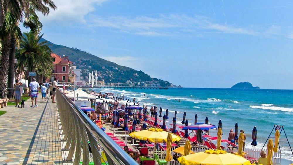 Apartament Top Relax Alassio Zewnętrze zdjęcie